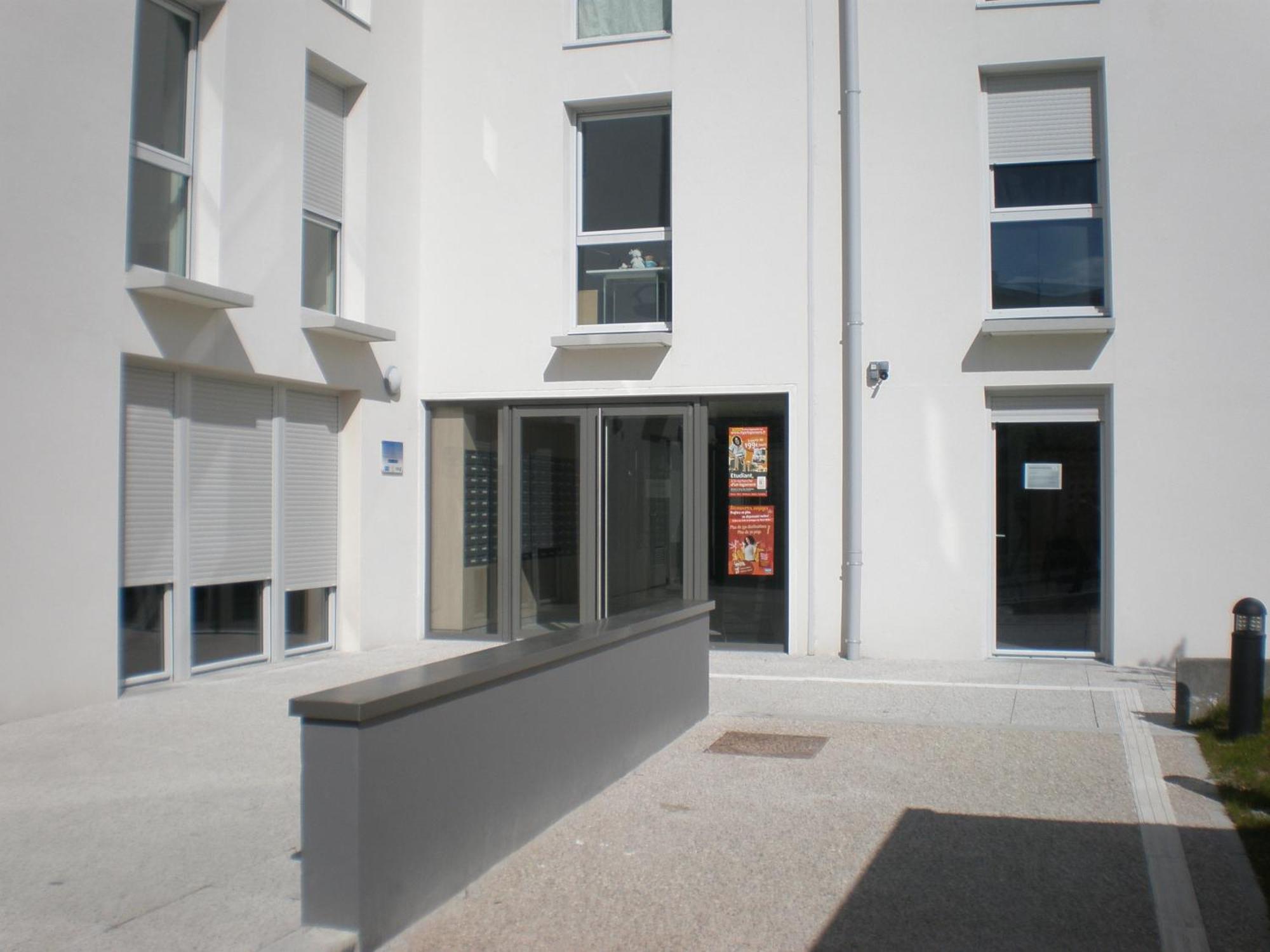 Residence Hoteliere Laudine แร็งส์ ภายนอก รูปภาพ