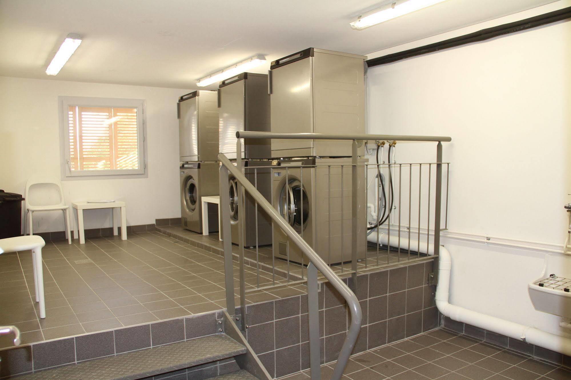 Residence Hoteliere Laudine แร็งส์ ภายนอก รูปภาพ