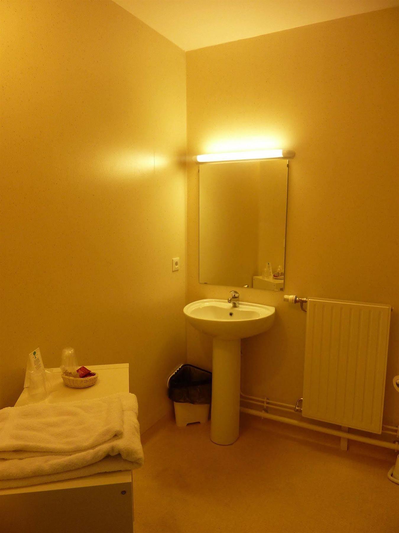 Residence Hoteliere Laudine แร็งส์ ภายนอก รูปภาพ
